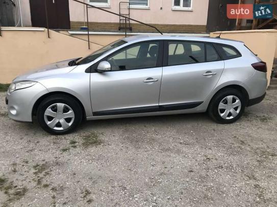 Renault Megane
                          2010г. в рассрочку