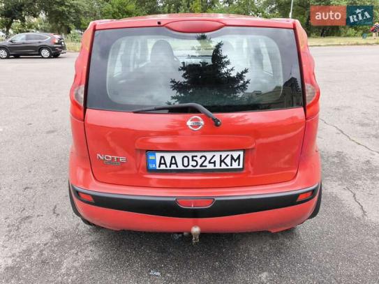 Nissan Note                            2006г. в рассрочку