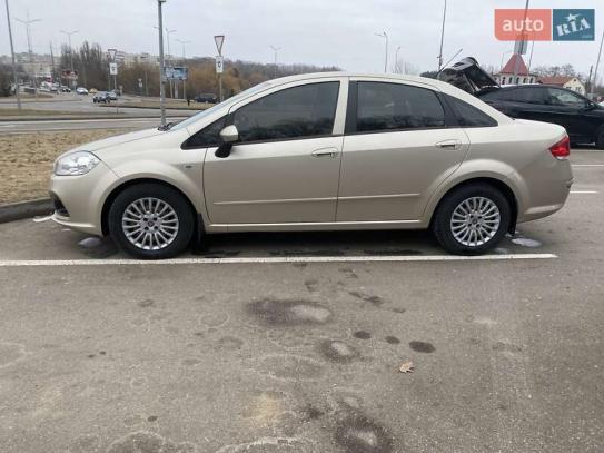 Fiat Linea                           2013г. в рассрочку