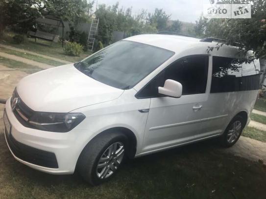 Volkswagen Caddy 2016р. у розстрочку