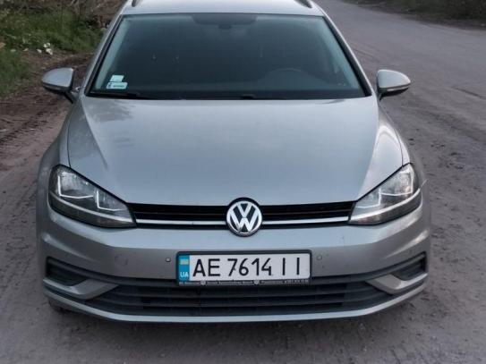 Volkswagen Golf
                            2017г. в рассрочку