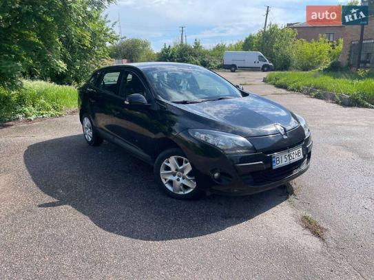 Renault Megane                          2011г. в рассрочку