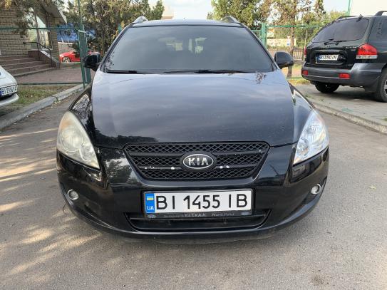 Kia Cee'd                      2008г. в рассрочку
