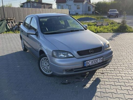 Opel Astra 2001р. у розстрочку