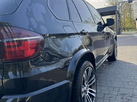 Bmw X5                              2011г. в рассрочку