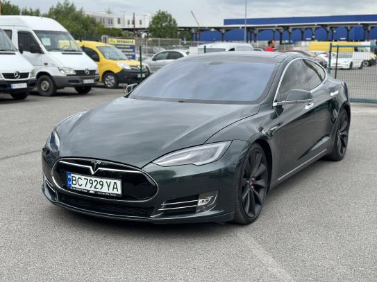 Tesla Model s 2014р. у розстрочку