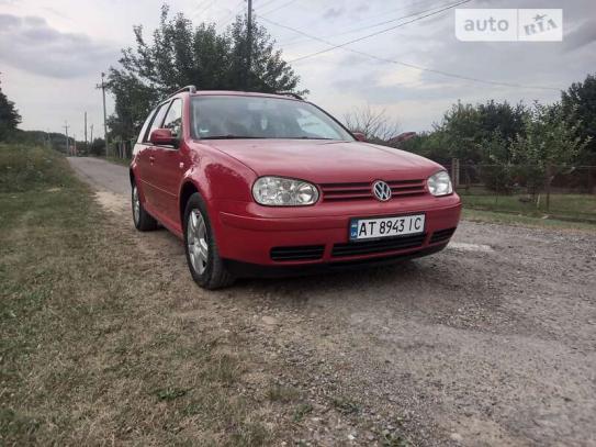 Volkswagen Golf 2006р. у розстрочку