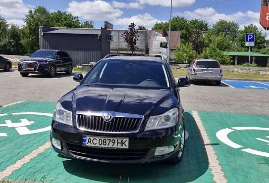 Skoda Octavia                         2011г. в рассрочку