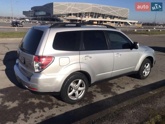 Subaru Forester 2010р. у розстрочку