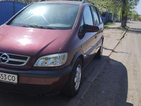 Opel Zafira                          2004г. в рассрочку