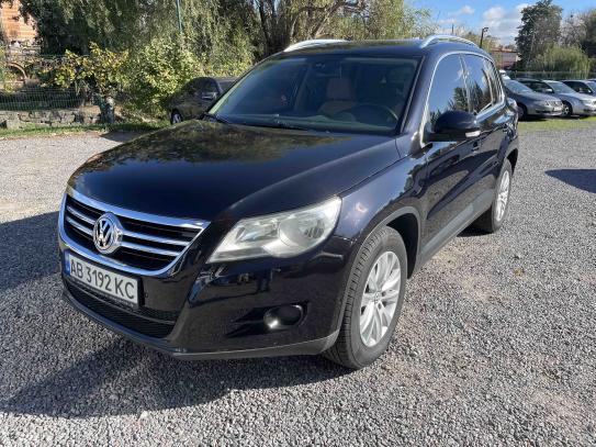 Volkswagen Tiguan 2009г. в рассрочку