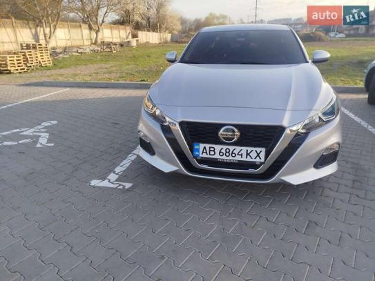 Nissan Altima                          2021г. в рассрочку
