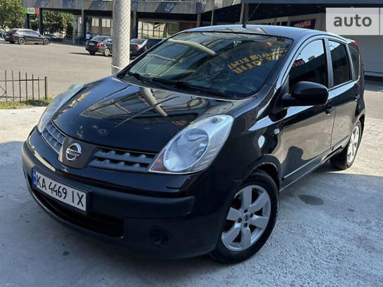 Nissan Note 2006г. в рассрочку