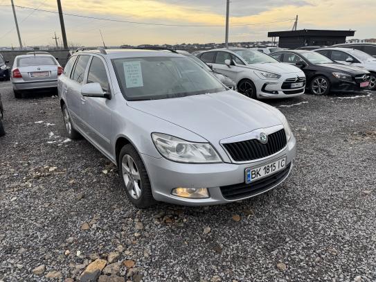 Skoda Octavia                         2012г. в рассрочку