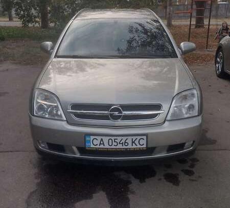 Opel Vectra 2004р. у розстрочку