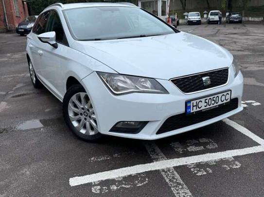 Seat Leon 2016г. в рассрочку