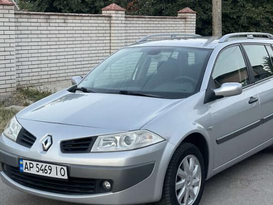 Renault Megane 2006г. в рассрочку