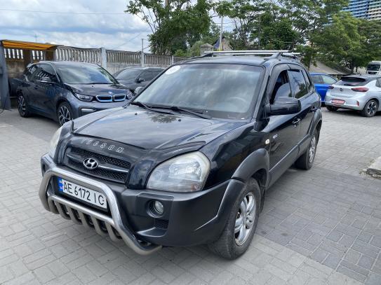 Hyundai Tucson                          2008г. в рассрочку
