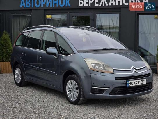 Citroen C4 picasso                      2009г. в рассрочку
