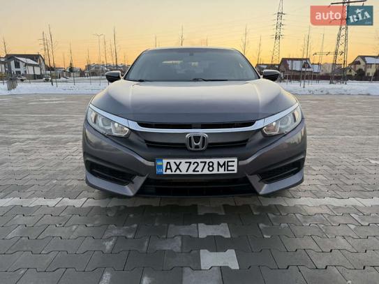 Honda Civic                           2018г. в рассрочку