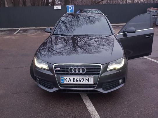 Audi A4
                              2011г. в рассрочку