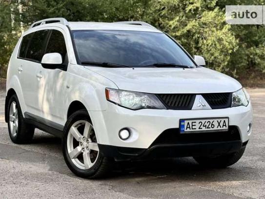 Mitsubishi Outlander 2008г. в рассрочку