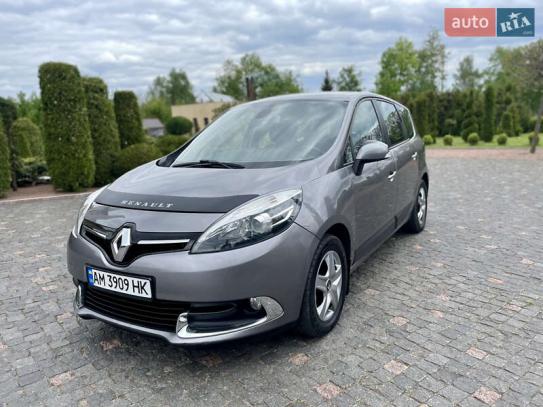 Renault Grand scenic                    2013г. в рассрочку