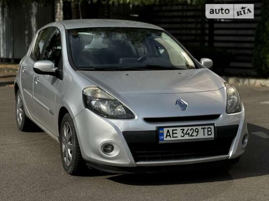 Renault Clio 2011р. у розстрочку