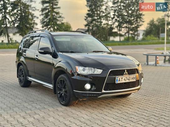 Mitsubishi Outlander                       2010г. в рассрочку