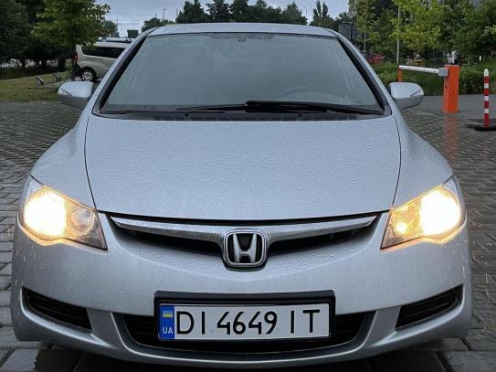 Honda Civic                           2006г. в рассрочку