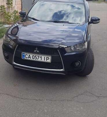 Mitsubishi Outlander 2011р. у розстрочку