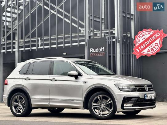 Volkswagen Tiguan
                          2017г. в рассрочку