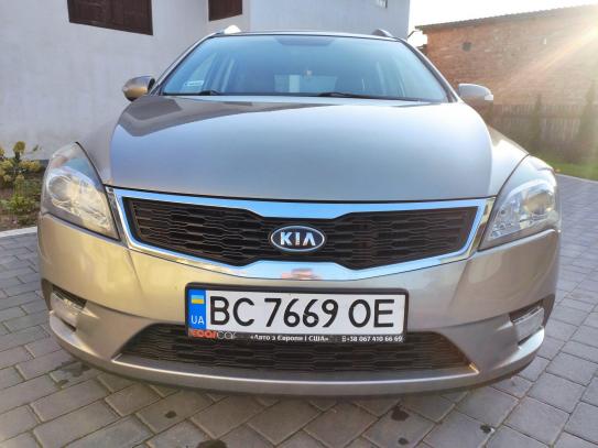 Kia Cee'd 2009р. у розстрочку