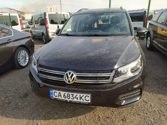 Volkswagen Tiguan                          2017г. в рассрочку