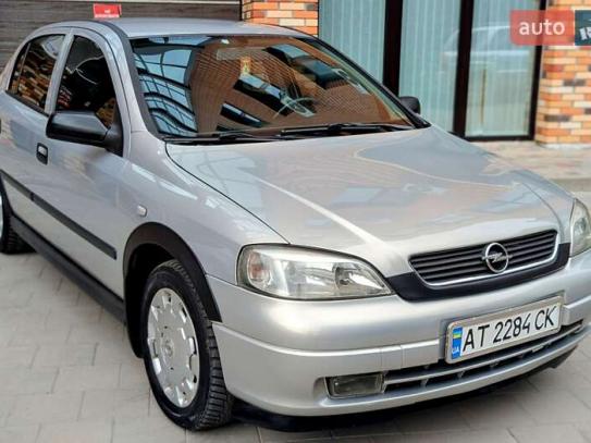 Opel Astra 2008 in Raten