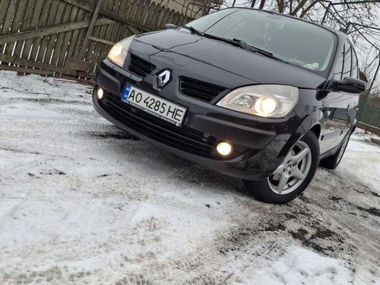 Renault Megane scenic                   2008г. в рассрочку