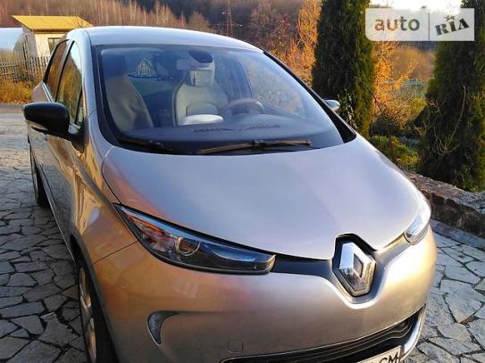 Renault Zoe
                             2014г. в рассрочку