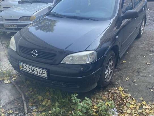 Opel Astra                           2009г. в рассрочку