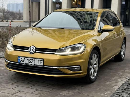 Volkswagen Golf                            2017г. в рассрочку