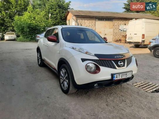 Nissan Juke                            2013г. в рассрочку