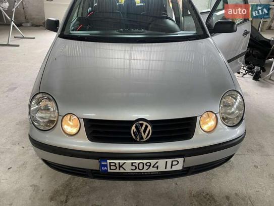 Volkswagen Polo                            2004г. в рассрочку