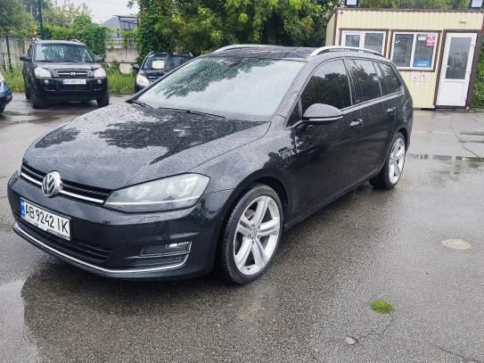 Volkswagen Golf 2016р. у розстрочку