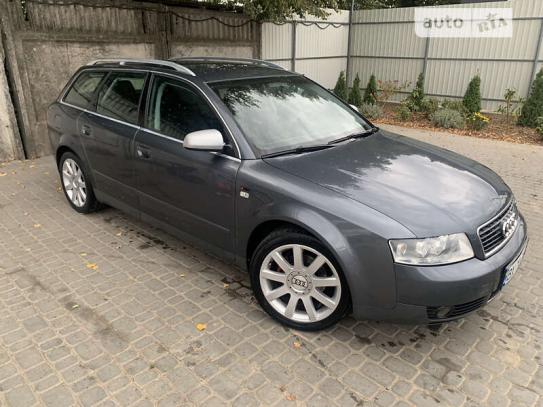 Audi A4 2003г. в рассрочку