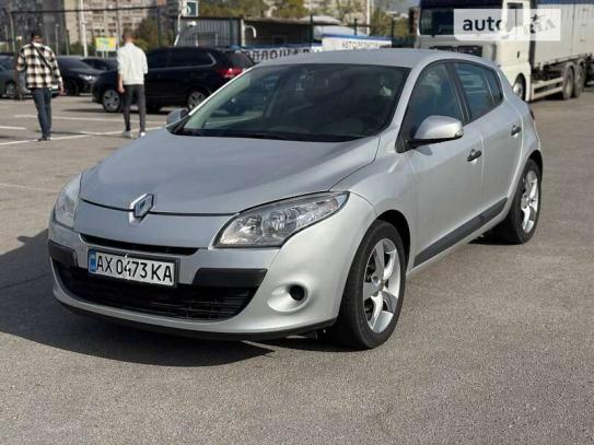 Renault Megane                          2010г. в рассрочку