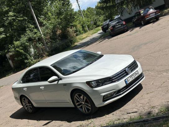 Volkswagen Passat sedan
                    2015г. в рассрочку
