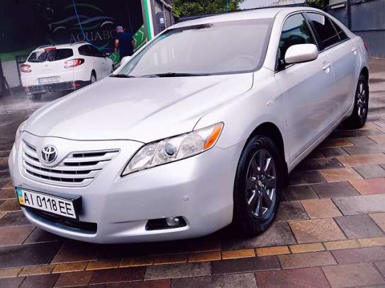 Toyota Camry                           2006г. в рассрочку
