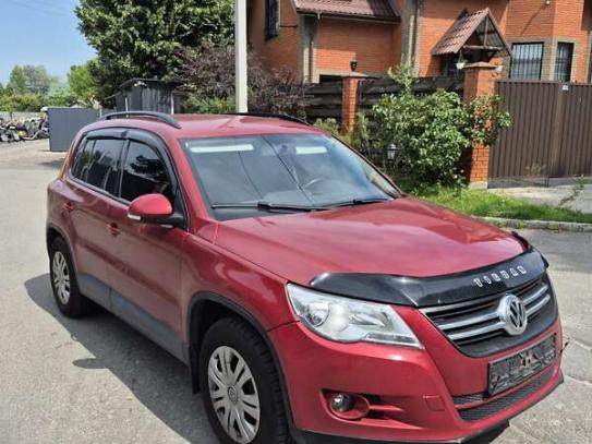 Volkswagen Tiguan 2009р. у розстрочку