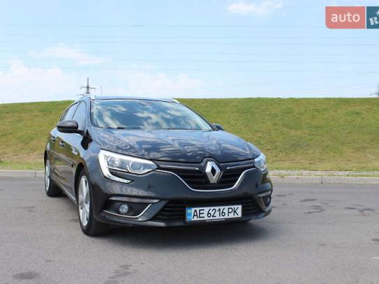 Renault Megane                          2016г. в рассрочку