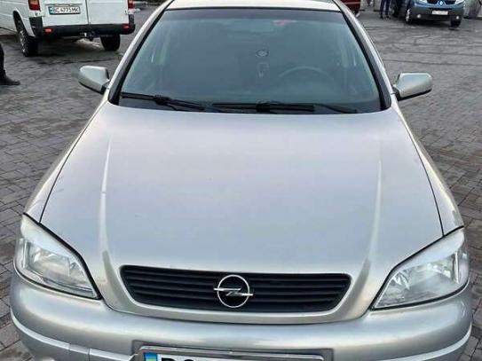 Opel Astra                           2007г. в рассрочку