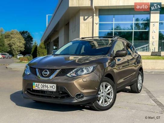 Nissan Qashqai                         2014г. в рассрочку